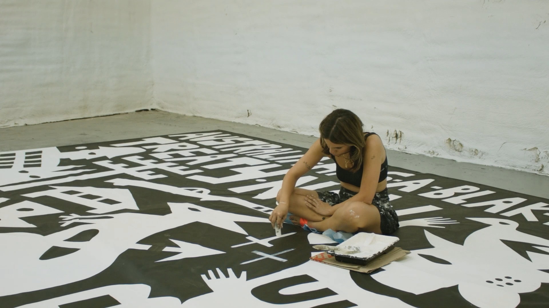 Still from Kiss My Art